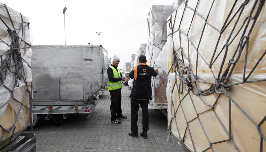 ColliCare employees making sure that the goods are ready to be transported by air